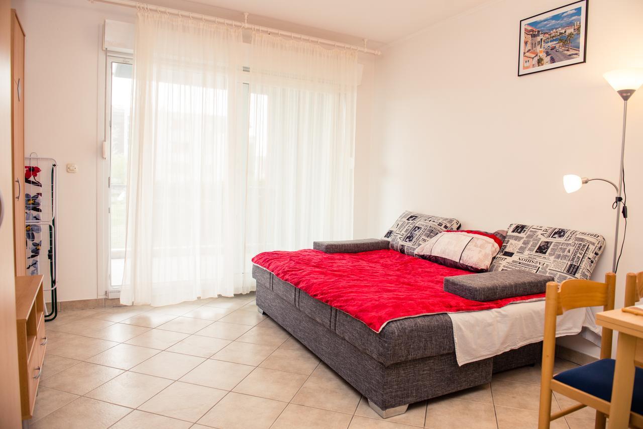 Apartamento Studio Jere near sea Split Exterior foto